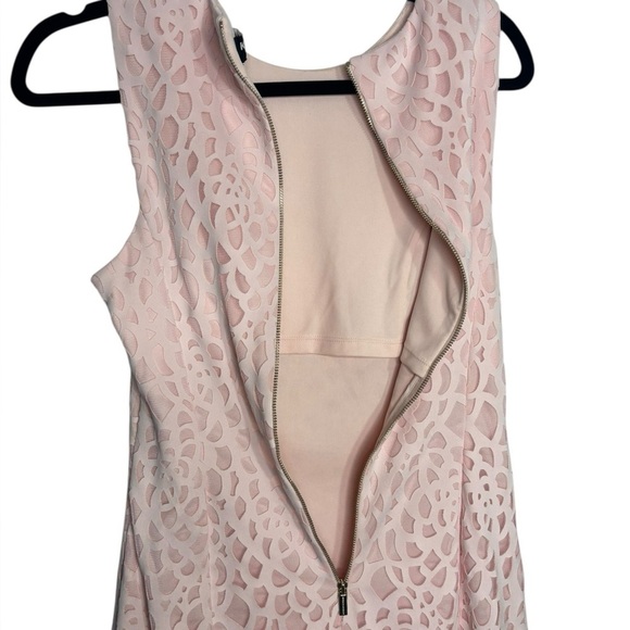 Karl Lagerfeld Light Pink Pencil Dress Rosette Cut Out Overlay Zip Closure SZ 4 - Picture 6 of 14